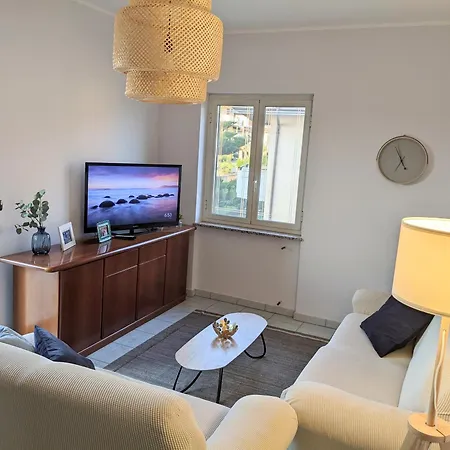 Sole Di Davoli - Three Bedroom Apartment