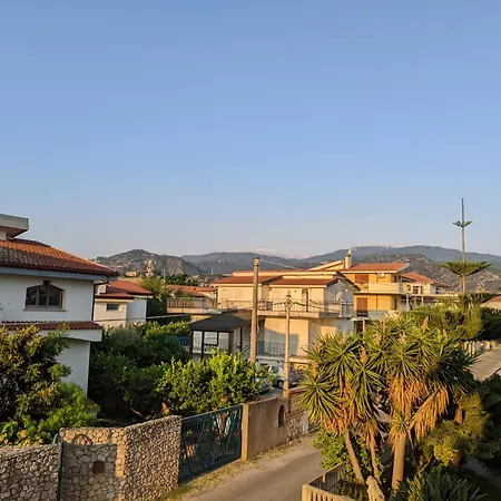 Sole Di Davoli - Three Bedroom * Marina di Davoli