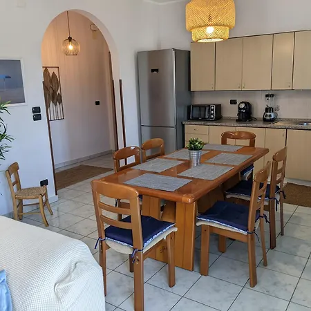 Apartment Sole Di Davoli - Three Bedroom Marina di Davoli