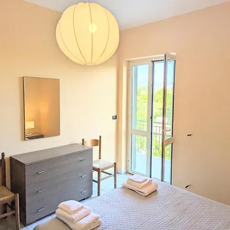 Sole Di Davoli - Three Bedroom 아파트