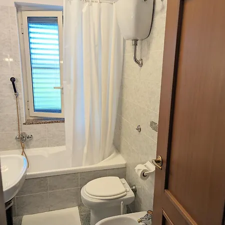 아파트 Sole Di Davoli - Three Bedroom *