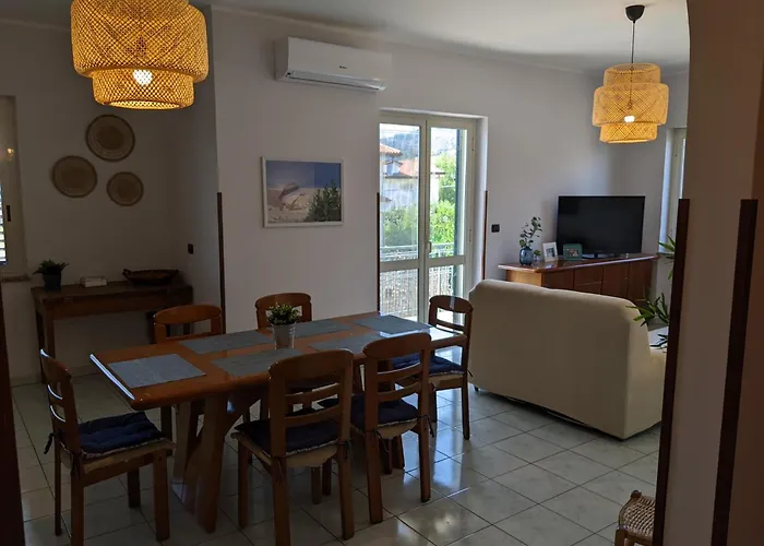 Sole Di Davoli - Three Bedroom *
