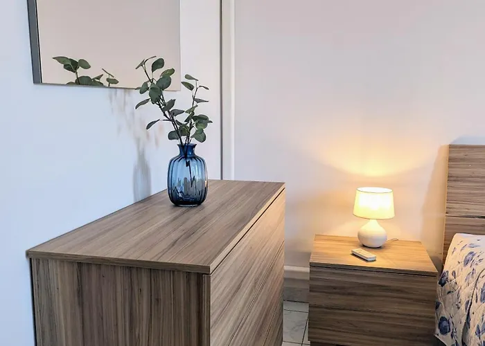 Sole Di Davoli - Three Bedroom * Marina di Davoli