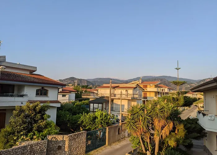 Sole Di Davoli - Three Bedroom * Marina di Davoli